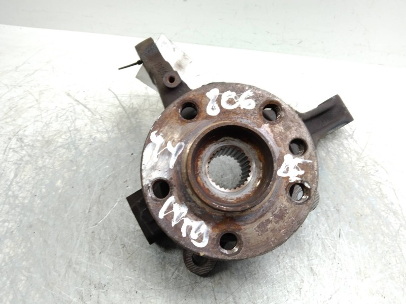 Recambio de mangueta delantera derecha para peugeot 806 srdt referencia OEM IAM   