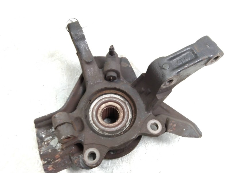 Recambio de mangueta delantera izquierda para peugeot 806 srdt referencia OEM IAM   