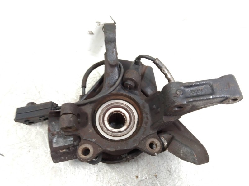 Recambio de mangueta delantera izquierda para peugeot 806 svdt referencia OEM IAM   