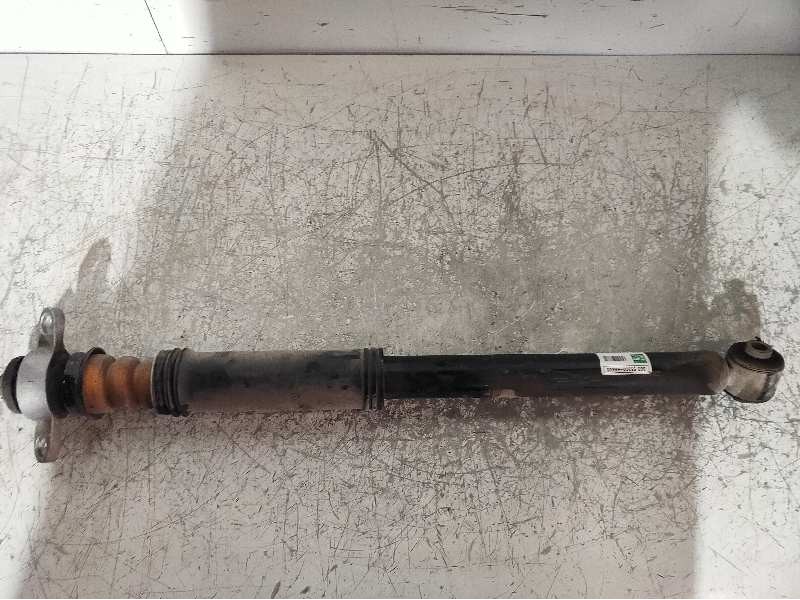 Recambio de amortiguador trasero derecho para kia stonic (ybcuv) concept referencia OEM IAM S6055300H8600  