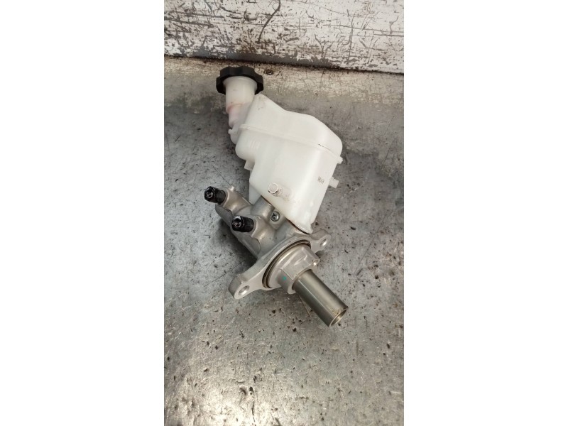 Recambio de bomba freno para kia carens ( ) business referencia OEM IAM   