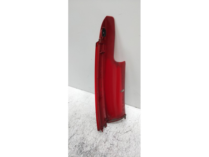 Recambio de piloto trasero derecho para citroen c4 berlina cool referencia OEM IAM 9655863780  