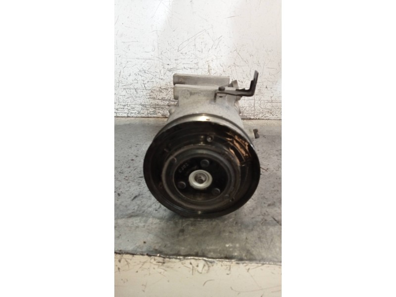 Recambio de compresor aire acondicionado para kia carens ( ) business referencia OEM IAM F500PNBCA12 VS16E 