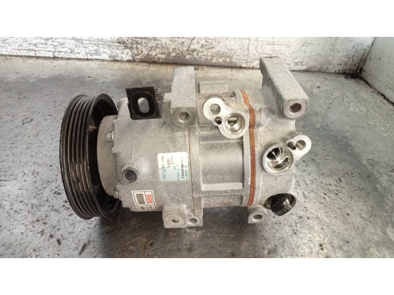 Recambio de compresor aire acondicionado para kia carens ( ) business referencia OEM IAM F500PNBCA12 VS16E 