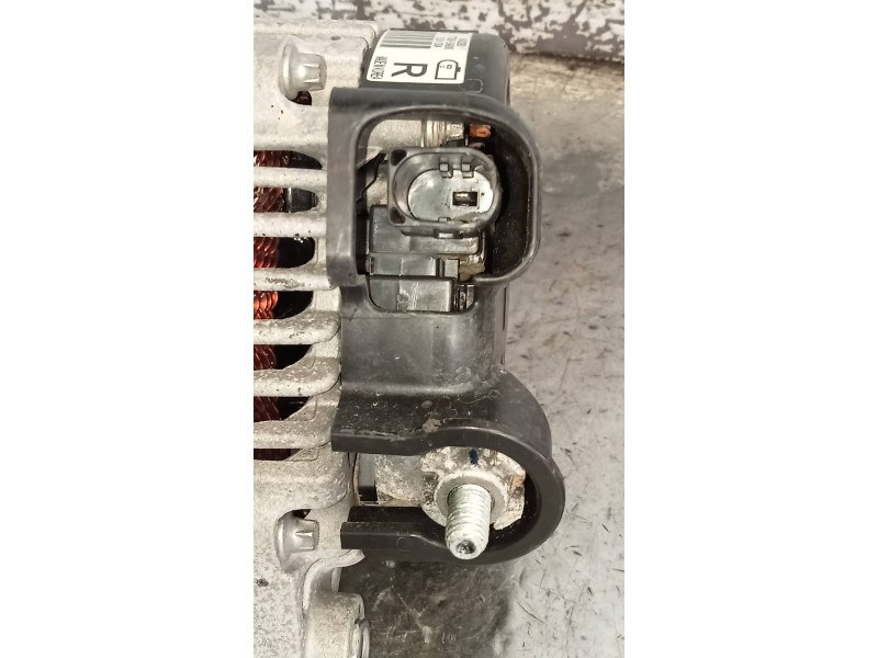 Recambio de alternador para kia carens ( ) business referencia OEM IAM 373002A900 8400290 