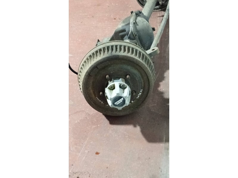 Recambio de puente delantero para u.m.m. jabato 4x4 2.5d referencia OEM IAM   TAMBOR Recambio de puente delantero para u.m.m. jabato 4x4 2.5d referencia OEM IAM   TAMBOR