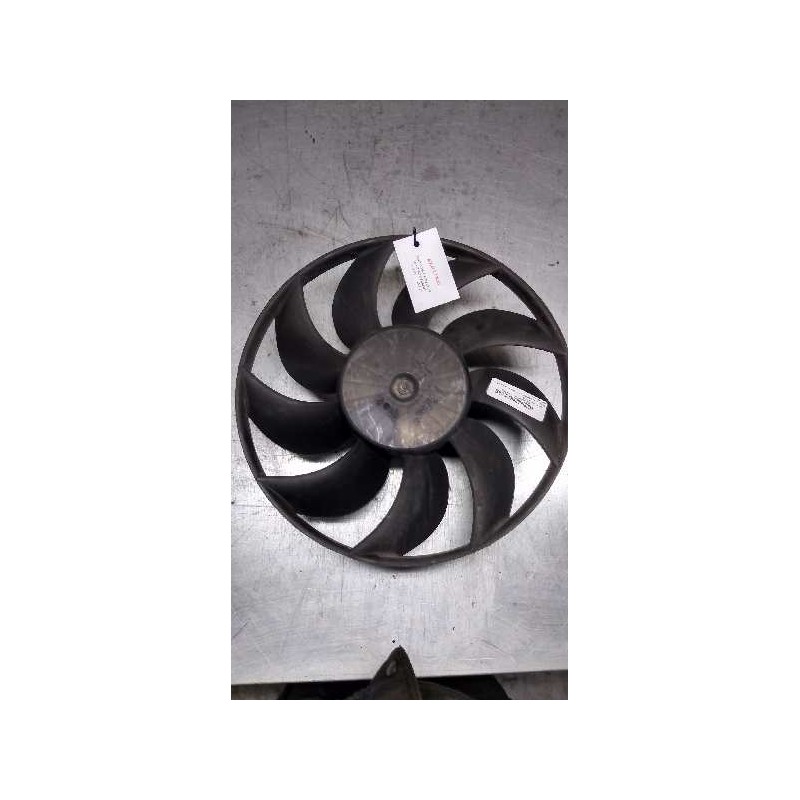 Recambio de electroventilador para renault master ii phase 2 caja cerrada 2.5 dci diesel cat referencia OEM IAM 989846B 873567Z 
