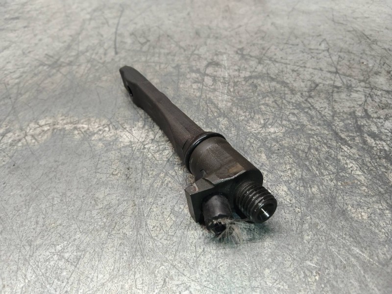 Recambio de inyector para opel vectra c berlina club referencia OEM IAM   