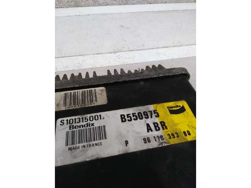 Recambio de centralita abs para peugeot 605 2.1 turbodiesel referencia OEM IAM S101315001J 9611839380 B550975