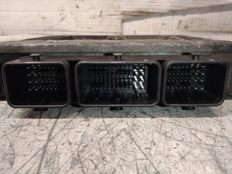 Recambio de centralita motor uce para citroen xsara picasso 1.8 16v exclusive referencia OEM IAM 9650132980 9644674580 215841819