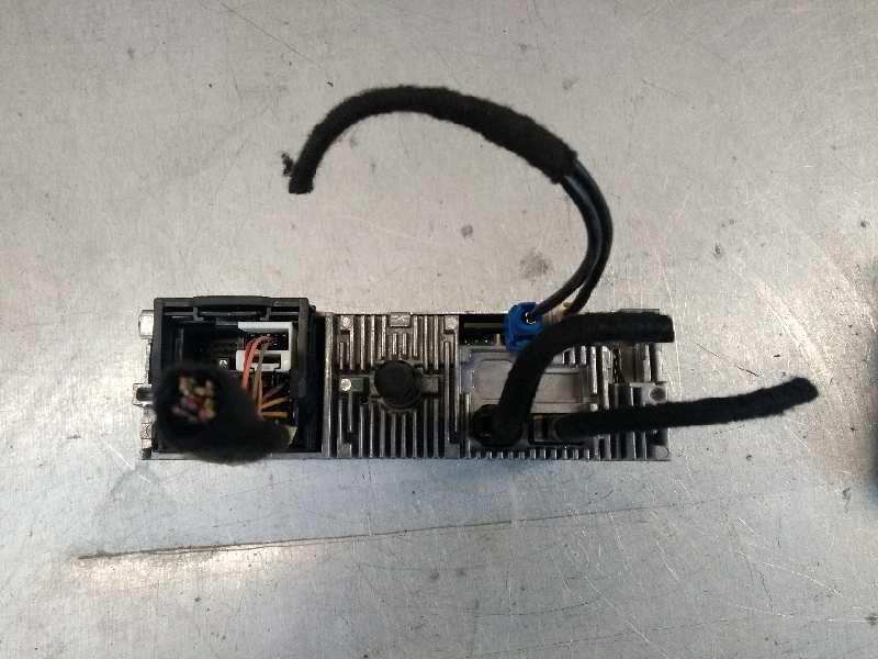 Recambio de sistema navegacion gps para peugeot 208 allure referencia OEM IAM 9801843180  