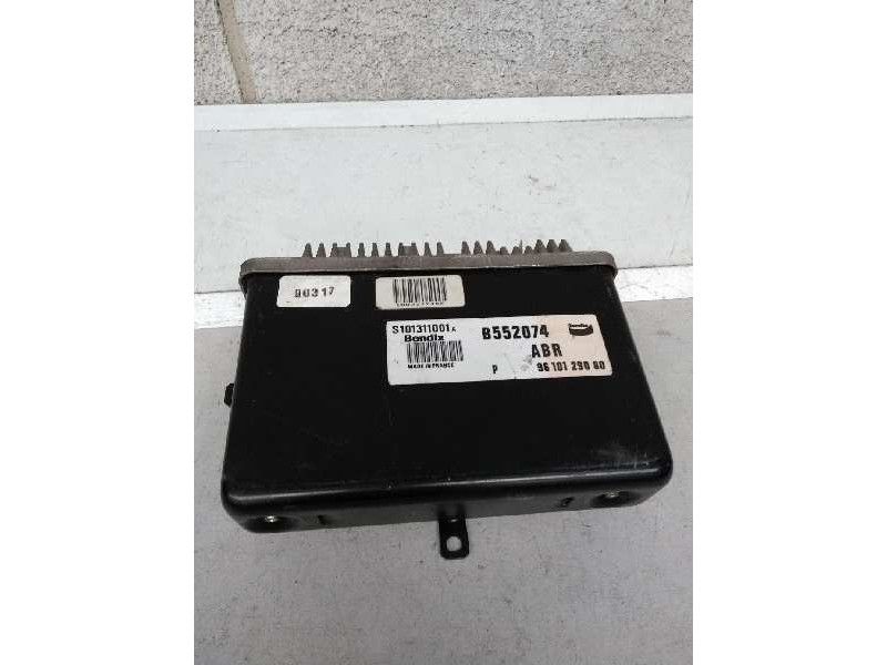 Recambio de centralita abs para peugeot 405 berlina referencia OEM IAM S101311001A 9610129080 B552074