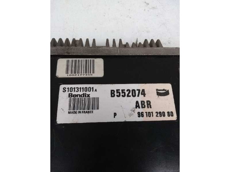 Recambio de centralita abs para peugeot 405 berlina referencia OEM IAM S101311001A 9610129080 B552074