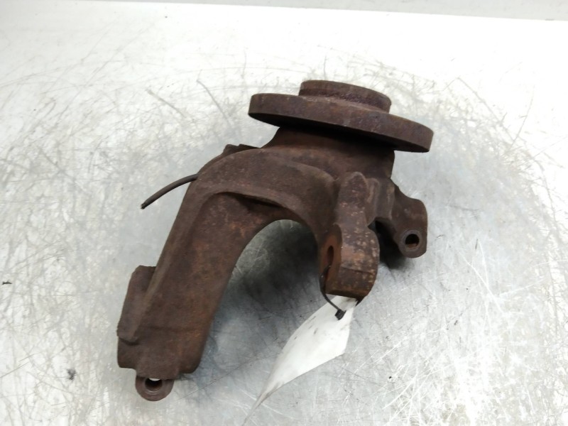 Recambio de mangueta delantera derecha para peugeot 1007 1.4 hdi referencia OEM IAM   