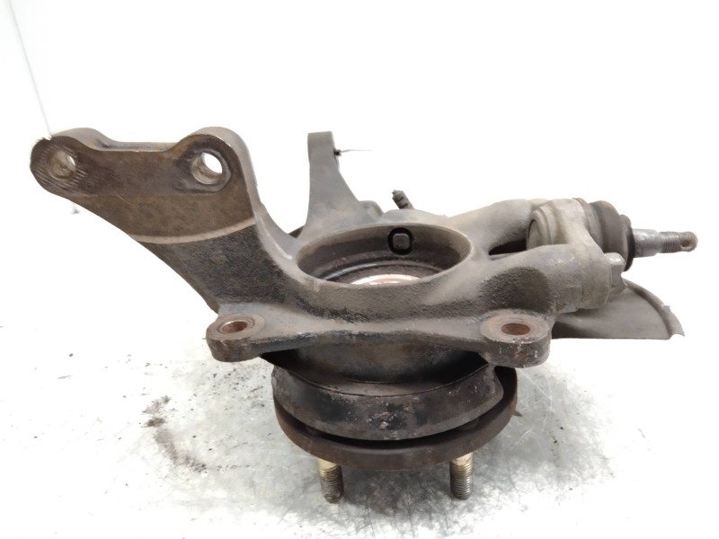 Recambio de mangueta delantera derecha para hyundai tucson (jm) 2.0 crdi comfort (4wd) referencia OEM IAM 517162E100  