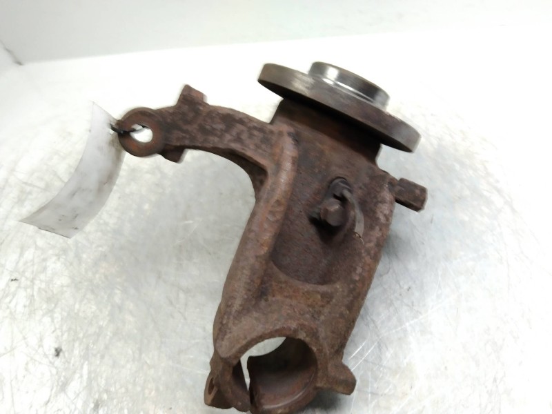 Recambio de mangueta delantera izquierda para peugeot 1007 1.4 referencia OEM IAM   