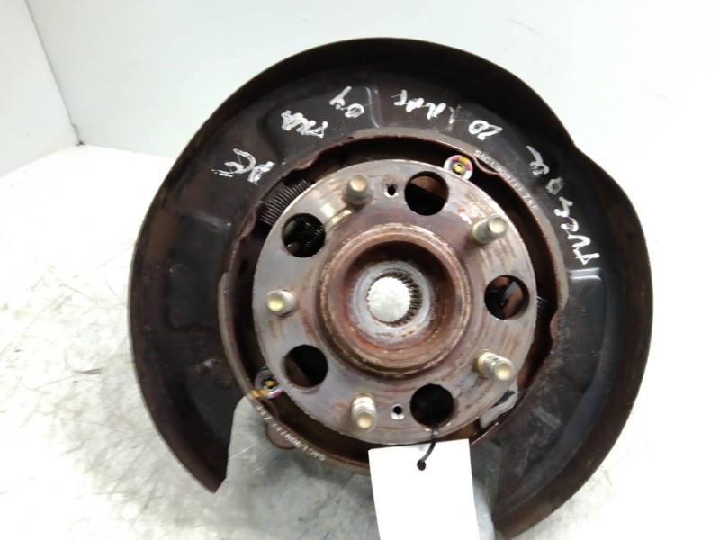 Recambio de mangueta trasera derecha para hyundai tucson (jm) 2.0 crdi comfort (4wd) referencia OEM IAM 527602E000  