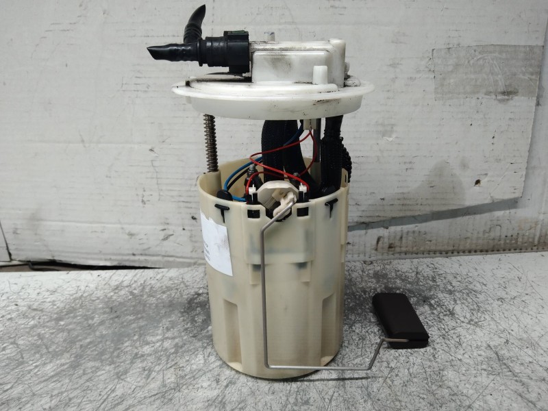 Recambio de bomba combustible para fiat stilo (192) 1.9 120 dynamic multijet referencia OEM IAM 0580303036 46833635 