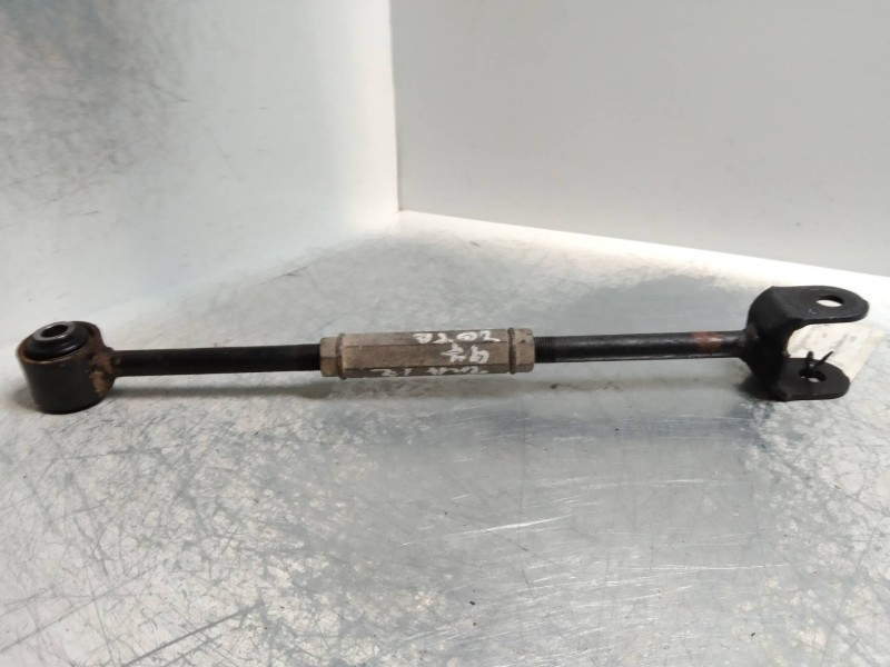 Recambio de tirante trasero izquierdo para toyota avensis berlina (t 22) 2.0 turbodiesel cat referencia OEM IAM   