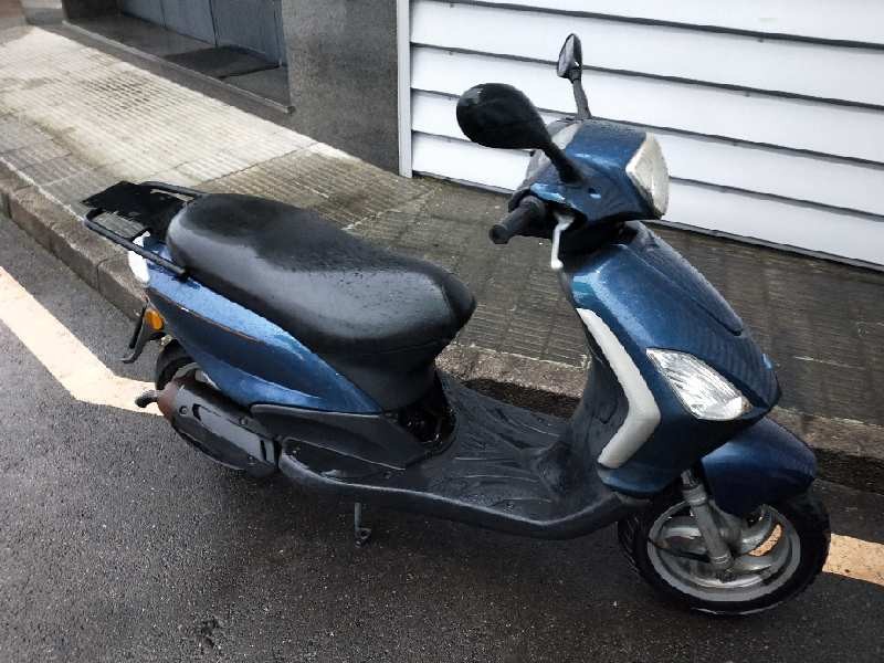 piaggio (vespa) fly del año 2010