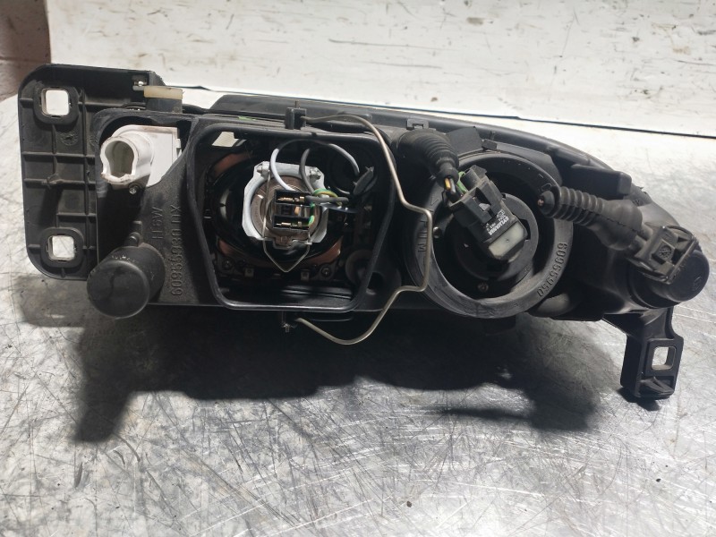 Recambio de faro derecho para alfa romeo 166 2.4 jtd cat referencia OEM IAM 60955910  