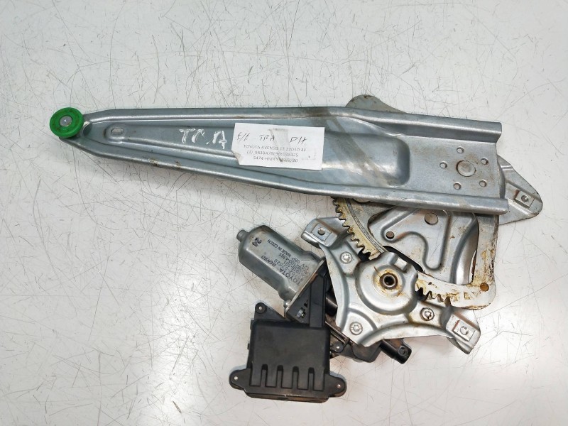 Recambio de elevalunas trasero derecho para toyota avensis (t27) premium referencia OEM IAM 8570202020 961919101 6983005131 4P