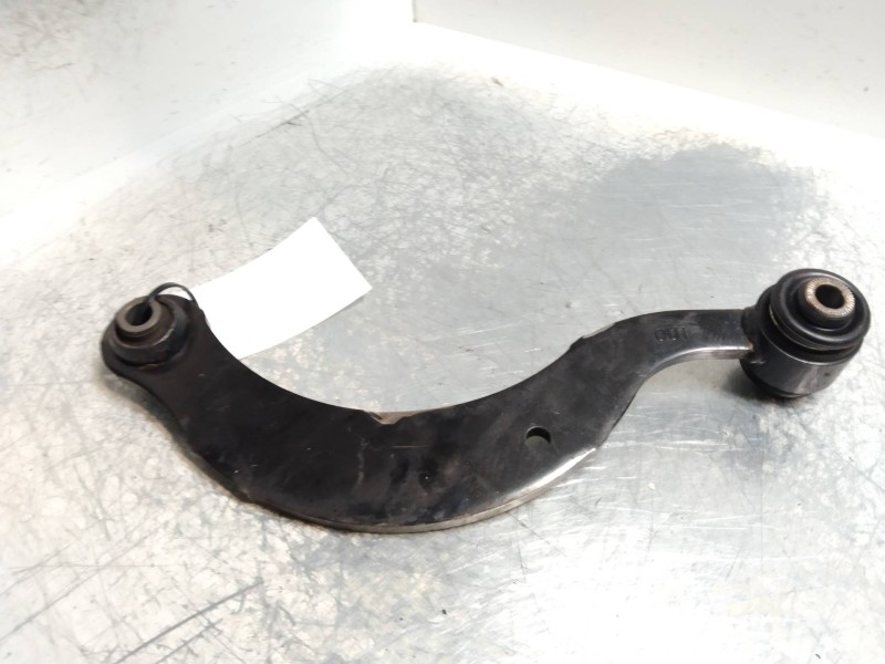 Recambio de tirante trasero derecho para toyota avensis cross sport (t27) advance referencia OEM IAM   