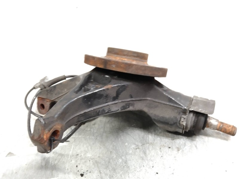 Recambio de mangueta delantera derecha para peugeot 3008 premium referencia OEM IAM   