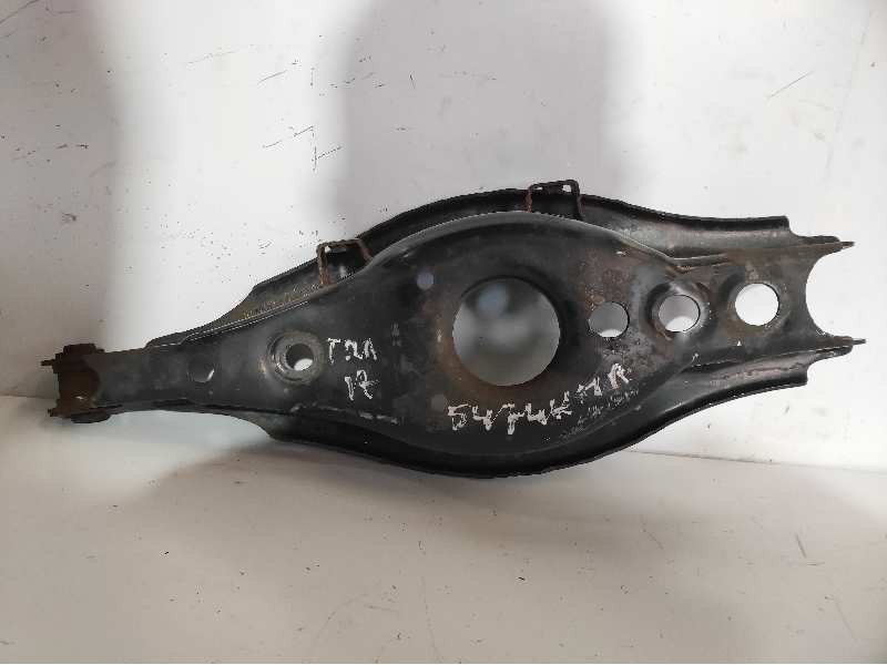 Recambio de brazo suspension inferior trasero izquierdo para toyota avensis (t27) premium referencia OEM IAM   4871005090