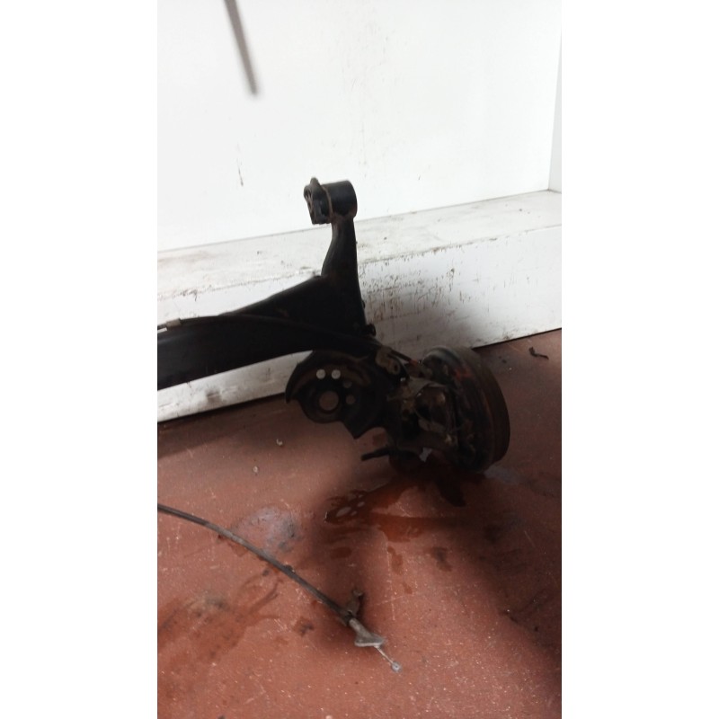 Recambio de puente trasero para toyota yaris verso (ncp2/nlp2) 1.3 linea sol referencia OEM IAM   TAMBOR