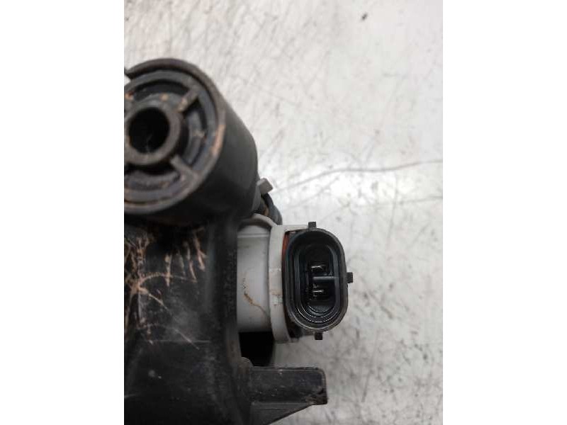 Recambio de faro antiniebla derecho para toyota avensis (t27) premium referencia OEM IAM 812100D042  