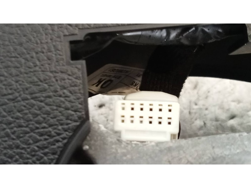 Recambio de volante para kia carens ( ) business referencia OEM IAM   