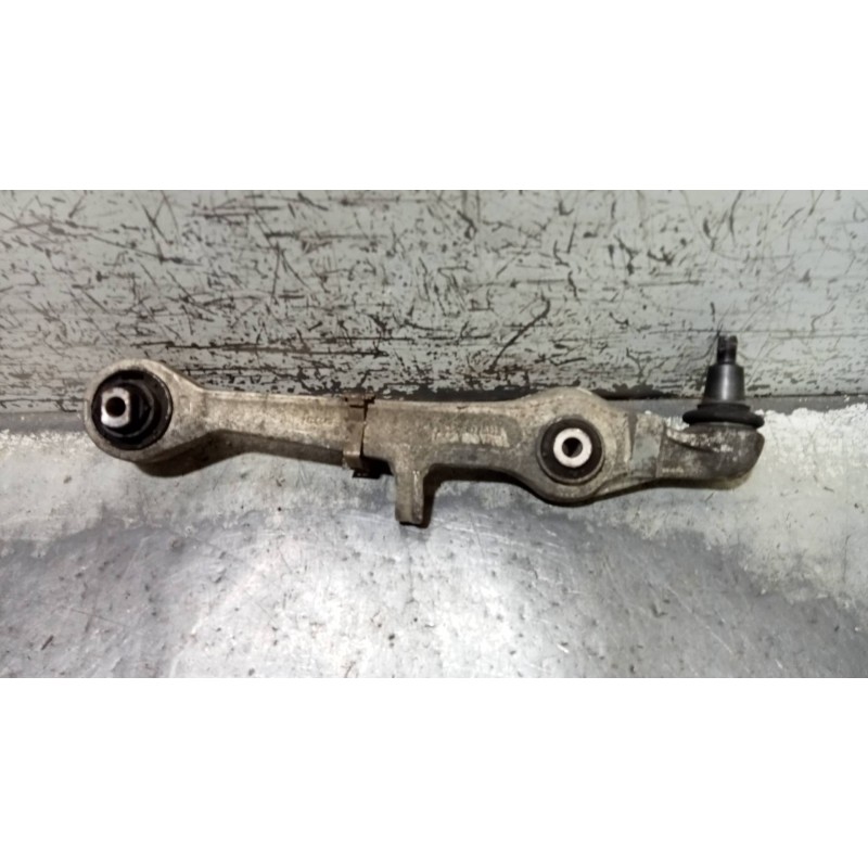 Recambio de brazo suspension inferior delantero izquierdo para audi a4 avant (b5) 2.5 tdi referencia OEM IAM 4D0407155P  