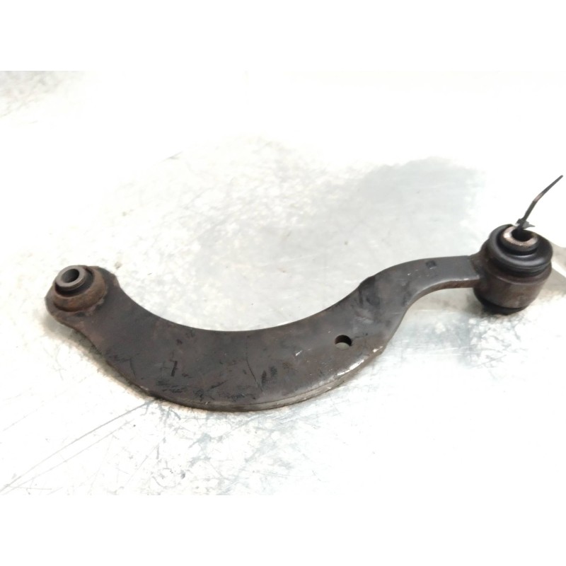 Recambio de brazo suspension inferior trasero izquierdo para toyota auris touring sports (e18) 1.8 16v cat (híbrido) referencia 