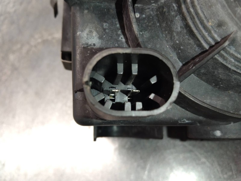 Recambio de faro antiniebla derecho para opel vectra c berlina club referencia OEM IAM 09185795 0096726 R59001