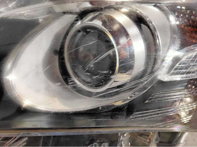 Recambio de faro izquierdo para toyota avensis (t27) premium referencia OEM IAM 1000017687RH  8113005351