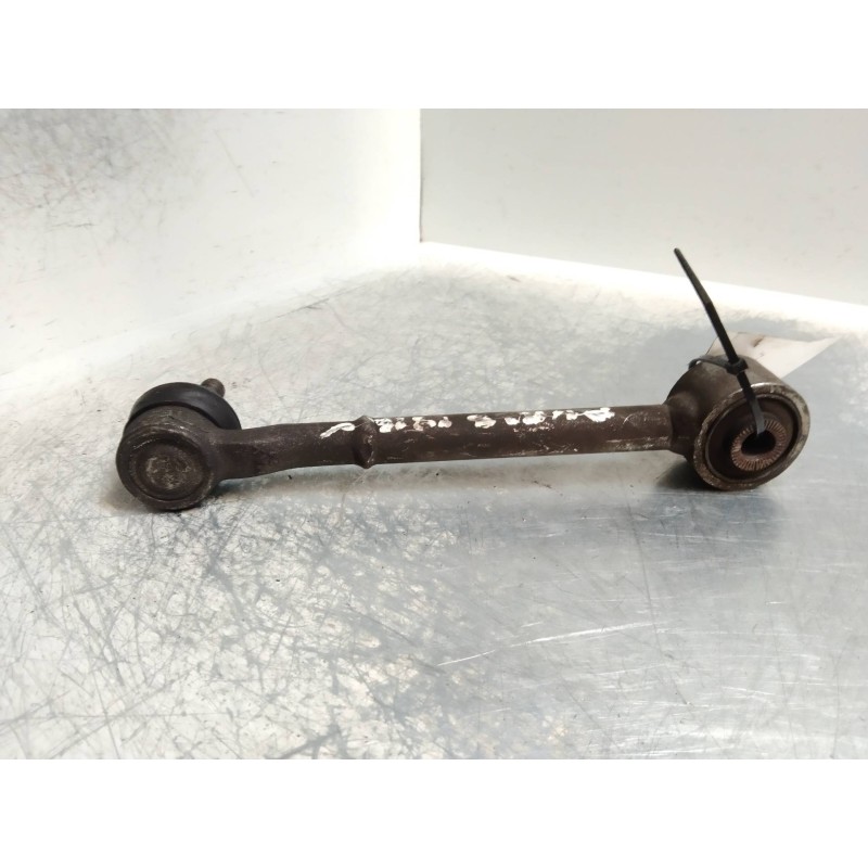 Recambio de brazo suspension superior trasero izquierdo para toyota auris touring sports (e18) 1.8 16v cat (híbrido) referencia 