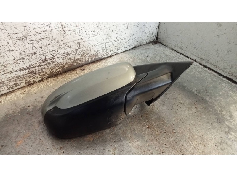 Recambio de retrovisor derecho para kia carens ( ) business referencia OEM IAM   ELECTRICO