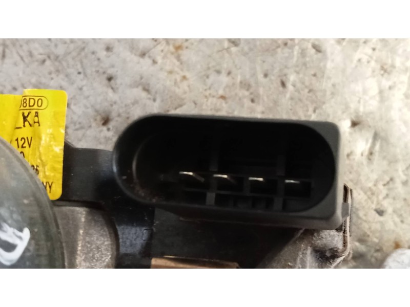 Recambio de motor limpia delantero para kia carens ( ) business referencia OEM IAM 98110A4900  DERECHO