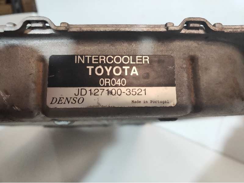 Recambio de intercooler para toyota avensis (t27) premium referencia OEM IAM 1271003521  179400R040