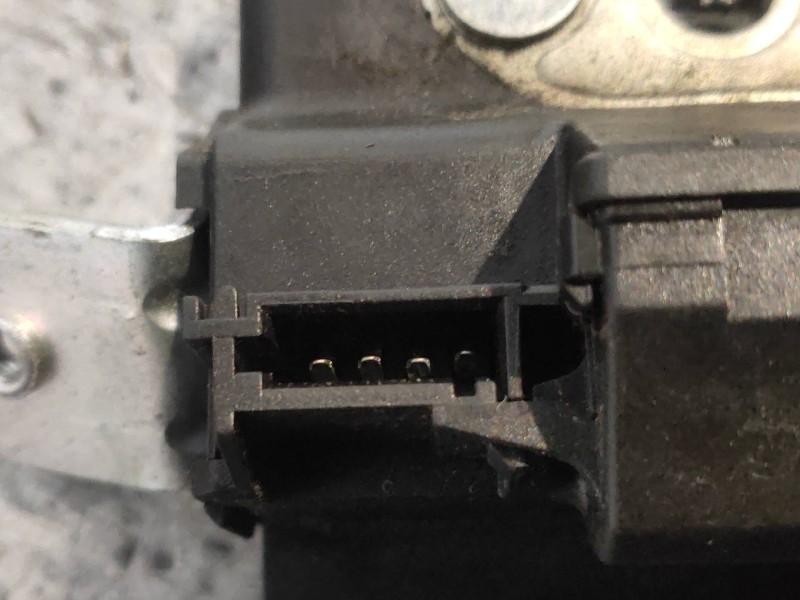Recambio de motor cierre centralizado porton para abarth nuova 500 (150) 595 competizione referencia OEM IAM 55701971  