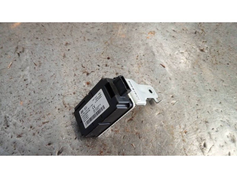 Recambio de modulo electronico para kia carens ( ) business referencia OEM IAM 95800A4000 A2C34447400 A2C32619000