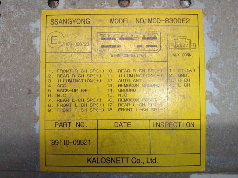 Recambio de sistema audio / radio cd para ssangyong rexton 270 xvt limited referencia OEM IAM MCD8300E2  