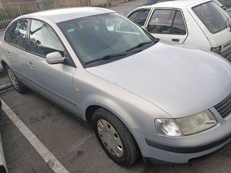 volkswagen passat berlina (3b2) del año 1999