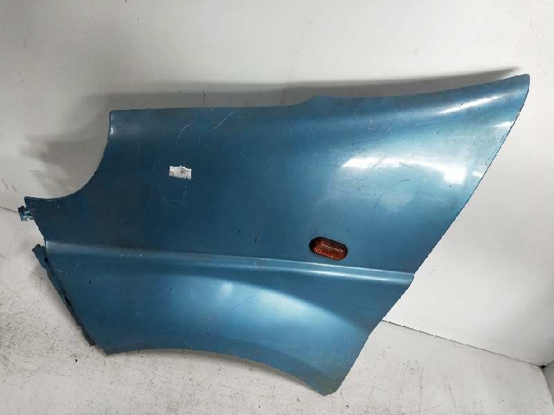 Recambio de aleta delantera izquierda para renault trafic caja cerrada (ab 4.01) referencia OEM IAM   