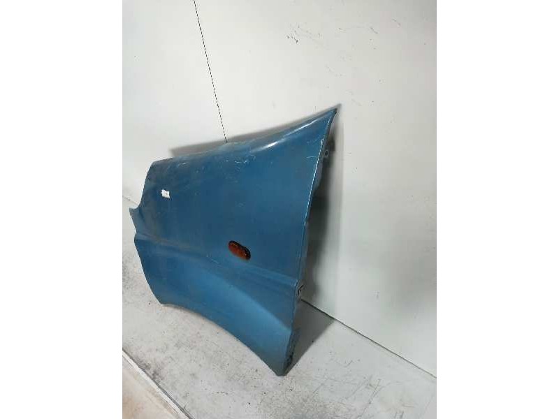 Recambio de aleta delantera izquierda para renault trafic caja cerrada (ab 4.01) referencia OEM IAM   