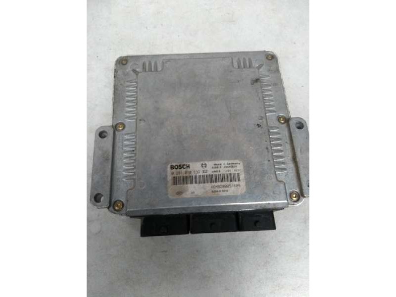 Recambio de centralita motor uce para renault trafic caja cerrada (ab 4.01) referencia OEM IAM 0281010633 HOM8200051609 82001198