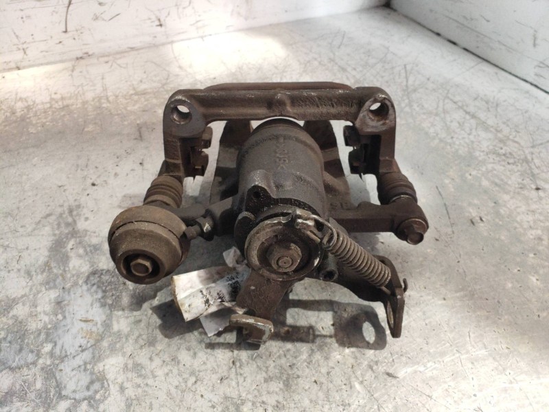 Recambio de pinza freno trasera izquierda para opel zafira tourer excellence referencia OEM IAM 13300885  