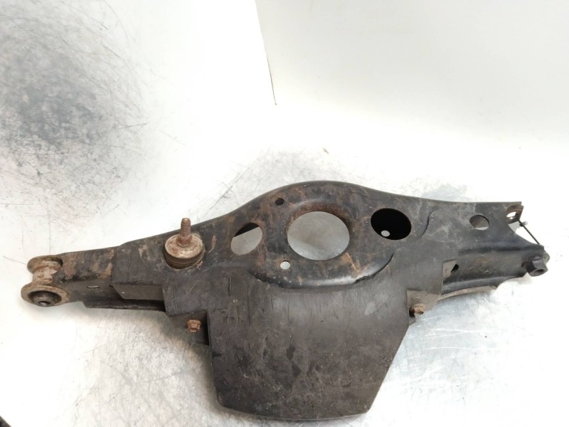 Recambio de brazo suspension inferior trasero derecho para toyota rav 4 (a3) 2.2 d-4d cat referencia OEM IAM   