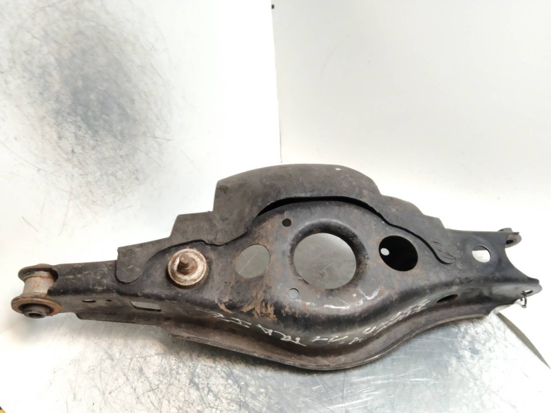 Recambio de brazo suspension inferior trasero izquierdo para toyota rav 4 (a3) 2.2 d-4d cat referencia OEM IAM   